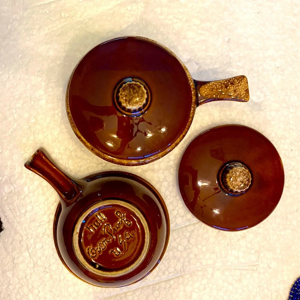 HULL POTTERY Oven Proof Brown Dip Glaze Set of 2 Chili Soup Bowls w/Handle
